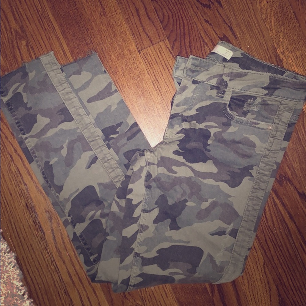 Camo Zara Jeans